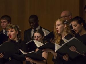  Providence University College is pleased to announce the return of Festival of Christmas Praise on Friday, December 2.