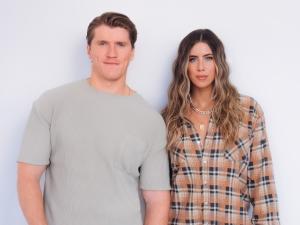 The Reklaws, a.k.a. brother/sister duo Jenna and Stuart Walker, will he headline the Niverville Olde Tyme Country Fair this summer.