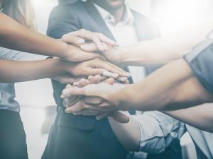 As we trudge into our third year of the pandemic, we’re also limping into a brand-new calendar year—and many of us are thinking of making New Year’s resolutions.