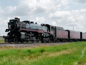 The Empress 2816, a 4-6-4 Hudson-type steam locomotive built in 1930, on its way through southern Manitoba.