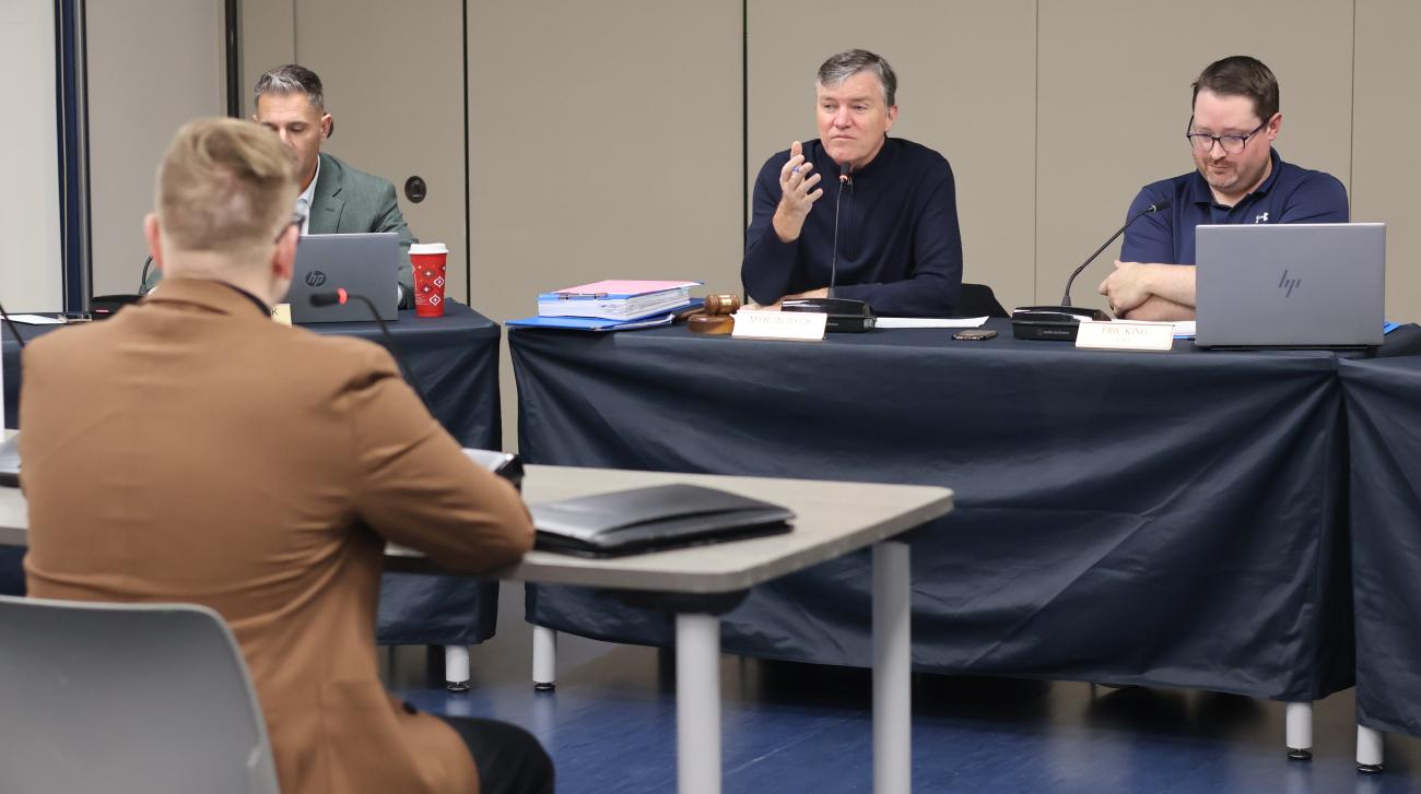 Stefan Hodelmann address council on February 4.