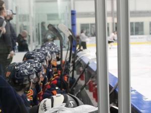 The Niverville Nighthawks pulled off a big win on the road on Friday evening as they outlasted the Neepawa Titans 4–3 in overtime.