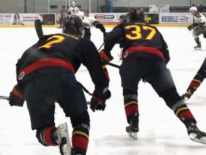 The Niverville Nighthawks struggled out of the gates against the Dauphin Kings on Sunday afternoon at the CRRC and weren’t able to come back from a three-goal deficit, eventually falling by a score of 7–4.