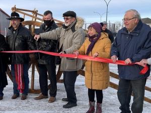 Steve Neufeld, Kelly and Armand Jerome, Myron Dyck, Ernest Braun, Shirley Hoult, Roger Armbruster, and Clarence Braun.