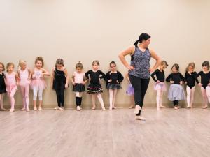 Mona Gagnon teaches a class at Quantum Dance Academy