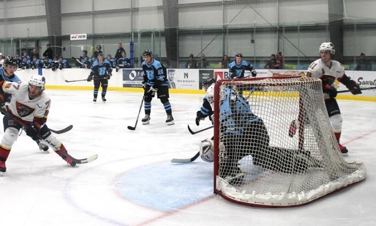 The Niverville Nighthawks had a big 6–1 win over the Winnipeg Blues to get back into the win column on Saturday night at the CRRC. 