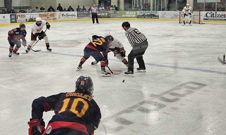  The Niverville Nighthawks played an excellent first 40 minutes on Saturday night at the CRRC, but they faltered late in the game to fall 5–4 in overtime to the Winkler Flyers.