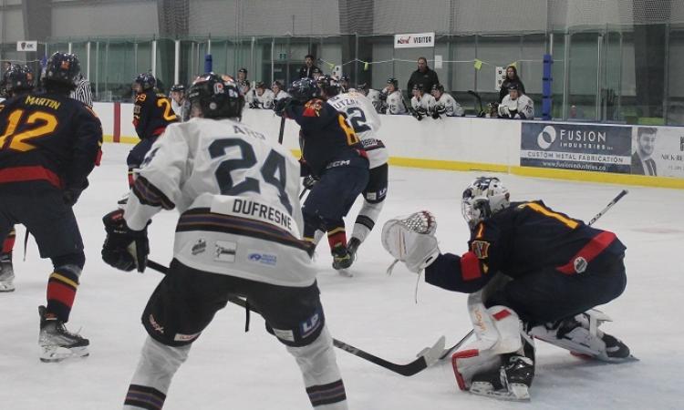 The Niverville Nighthawks continued their losing streak on Saturday night at the CRRC with a 5–3 loss to the Swan Valley Stampeders.