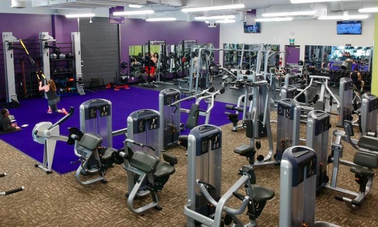 Anytime Fitness boasts a large selection of exercise equipment.