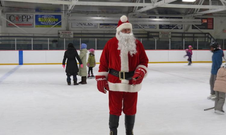 Santa skating