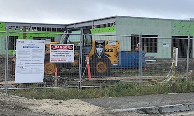 Strip Mall at 40 Drovers Run under construction