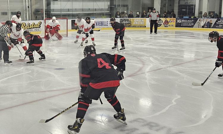 The Niverville Panthers on home ice at the CRRC.