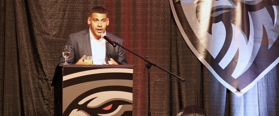 Andrew Harris, four-time Grey Cup winner, speaks at the first annual Nighthawks Red Carpet Gala.