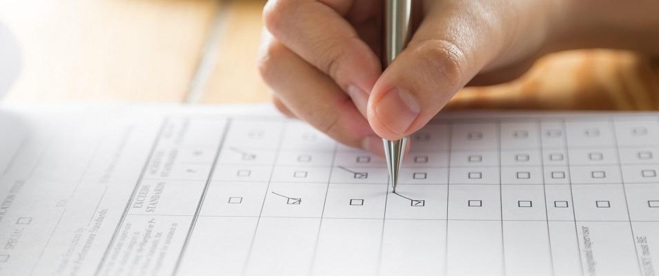 Residents from around the rural southeast are being encouraged to fill out online surveys to help inform a study being carried out for the SE Manitoba Transportation Initiative (SEMTI).