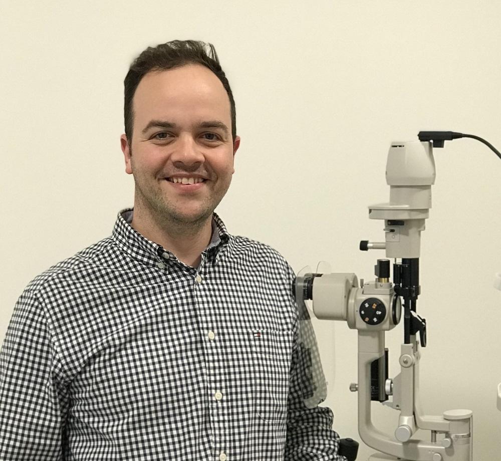Dr. Brooks Barteaux of Clarity Vision Niverville.