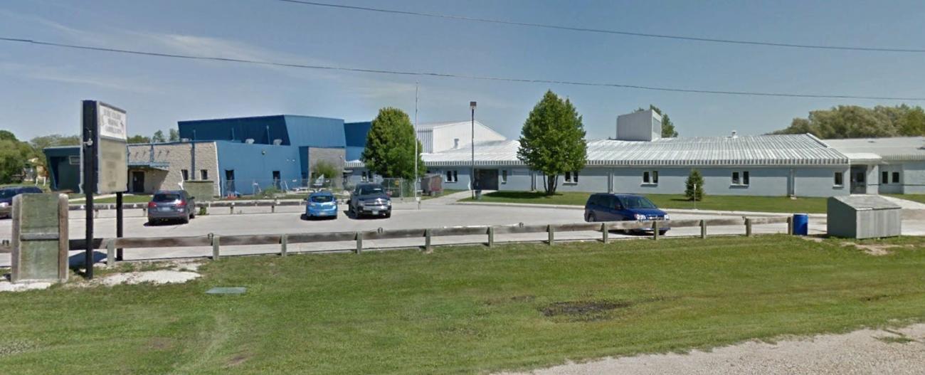 Gabrielle-Roy in Ile-des-Chenes held an outdoor convocation June 24-25.