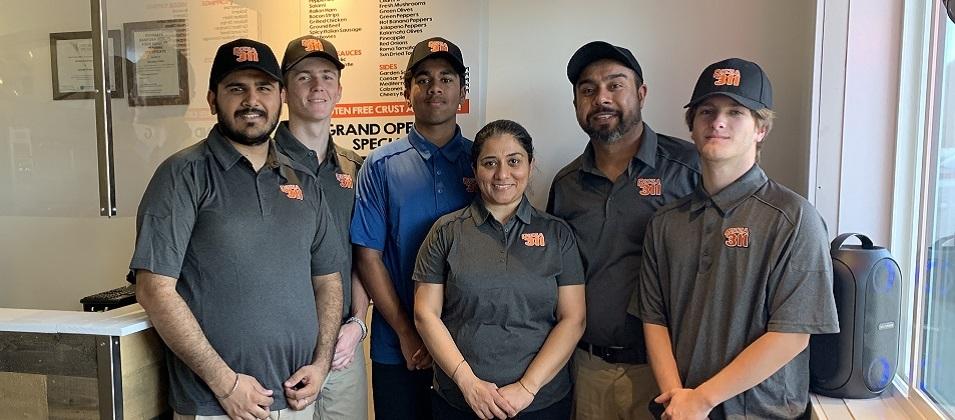 After working in the pizza industry for more than 20 years, Varinder Ghuman has opened Niverville’s newest pizza restaurant: Pizza 311. 