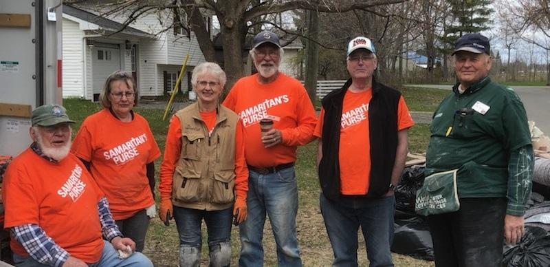Lisa Letkeman (in brown) with her team of volunteers.