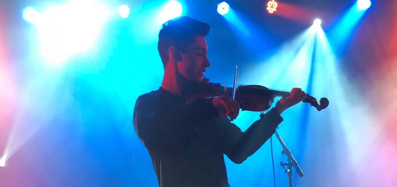 ​Alexandre Tetrault​ in performance.