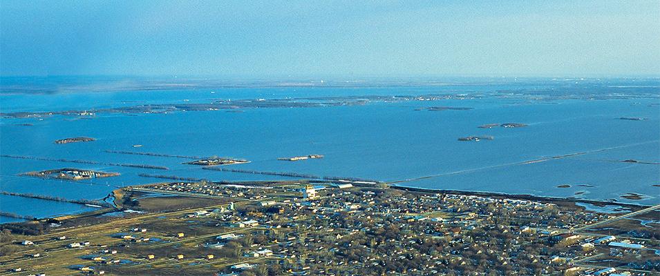 The Red River is hardly one of North America’s most notable rivers. It runs a mere 880 kilometres from its headwaters in North Dakota to its mouth at Lake Winnipeg, just the twenty-third longest river in the country. 